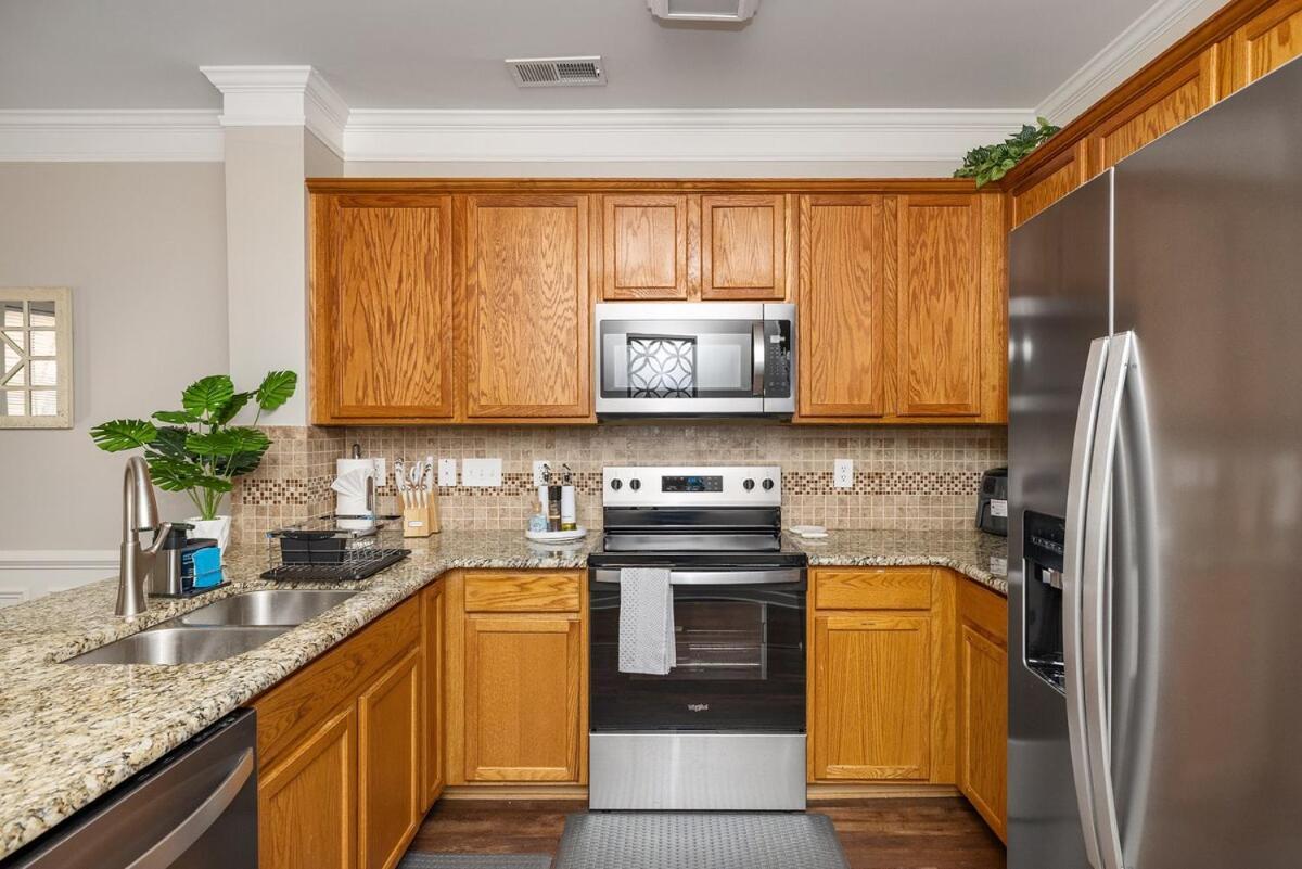 King And Queen Beds With A Gourmet Kitchen